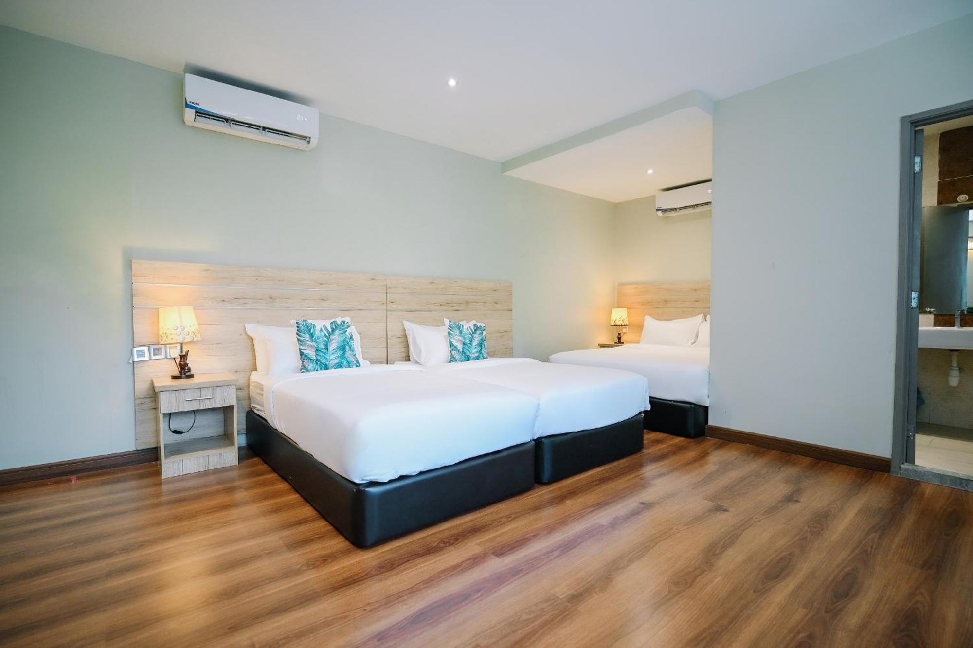 Hotel Kingston 8 - Bukit Bintang 4*