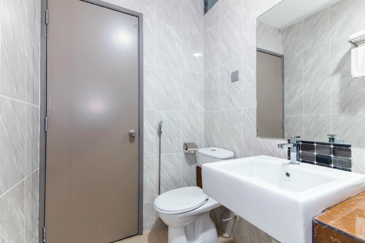 Kingston 8 - Bukit Bintang Hotel 4*